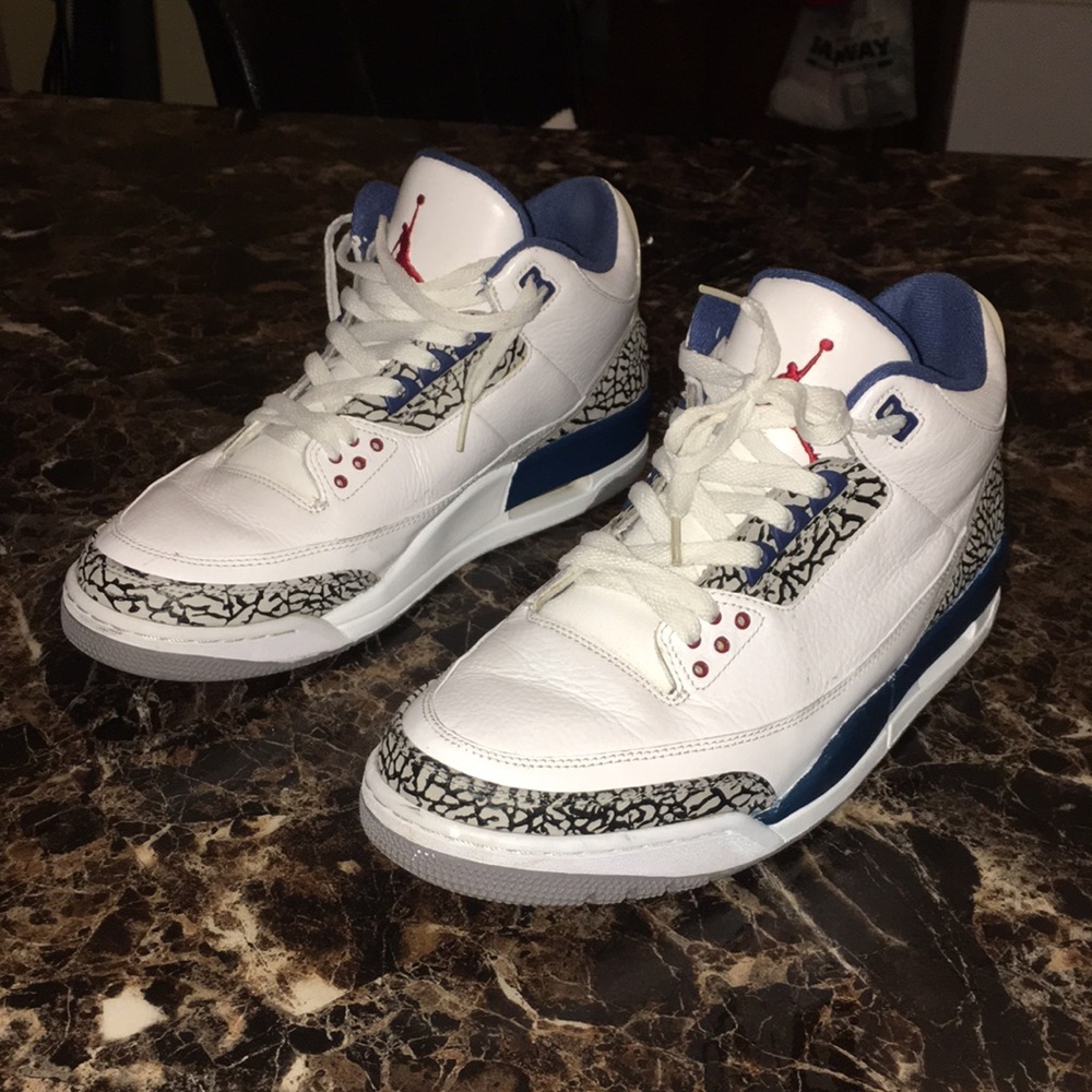 Jordan 3 true blue 2011